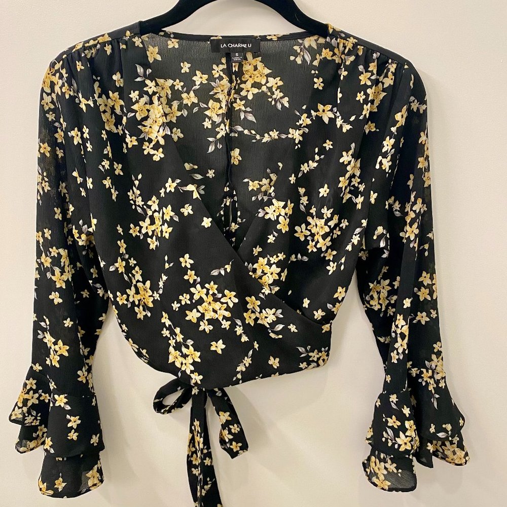 Black Floral Crop Top - Small